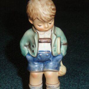 "First Day Of School" Goebel Hummel Figurine #532 TMK10 Shy Boy Going TO School